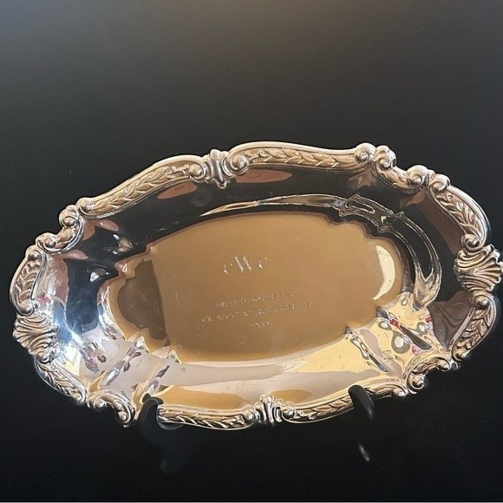 Sheridan Taunton Silversmiths Ltd. Oval serving tray vintage silver plat…